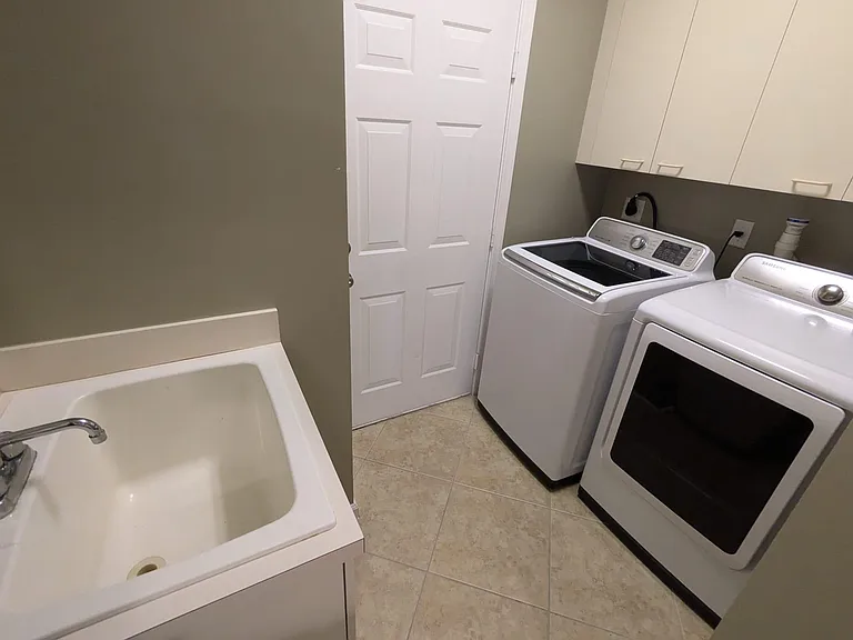 9015 Alexandra Cir — Photo 15