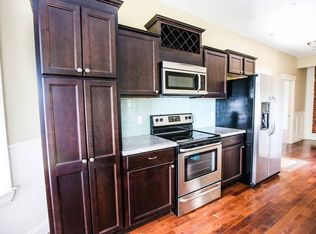 530 E Sunshine St, Springfield, MO 65807