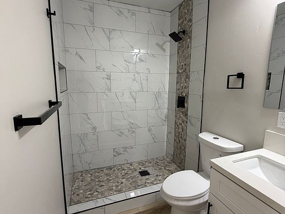 5th image of 303-322 W Olive St #2765