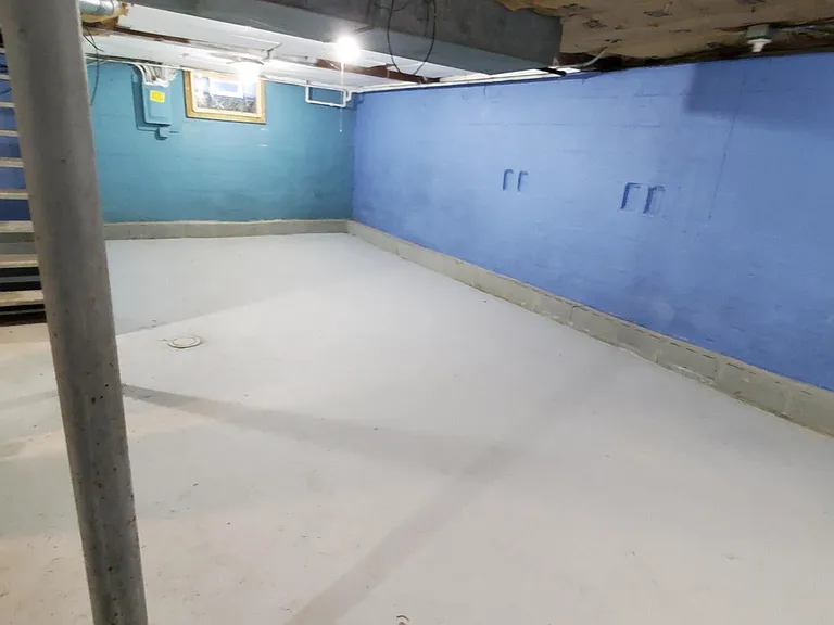 602 W Indiana Ave — Photo 10
