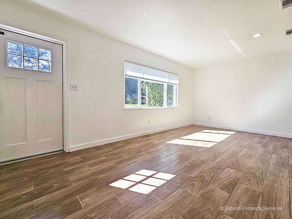 5th image of 4025 NW 20th Ter