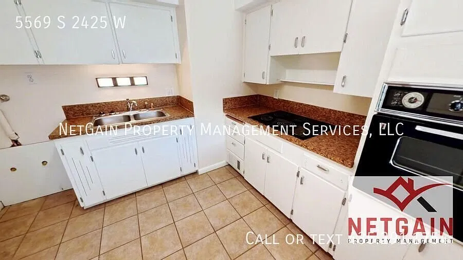 2 bedroom apartment in Roy available now — Photo 3
