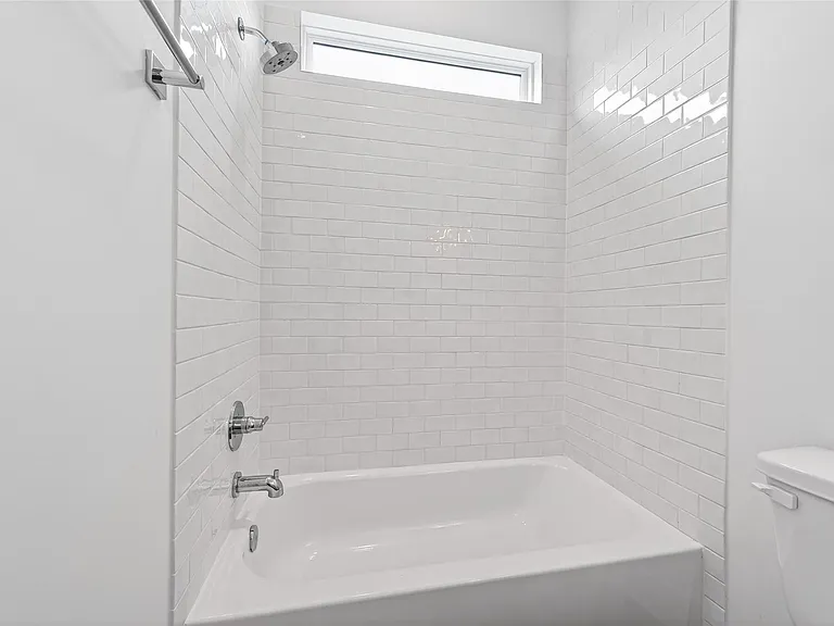 5841 Dolores St — Photo 16
