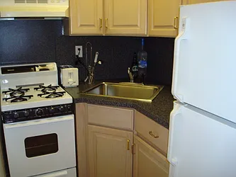 Rented by City Connections Realty