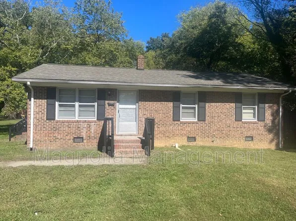 327 Davis St, Henderson, NC 27536