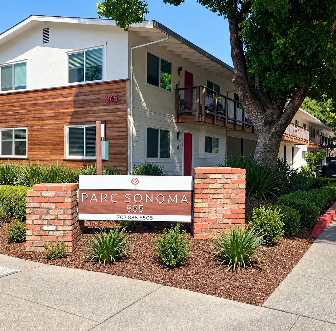Parc Sonoma — Photo 1