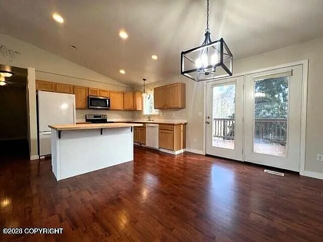 19101 Danny Dr — Photo 8