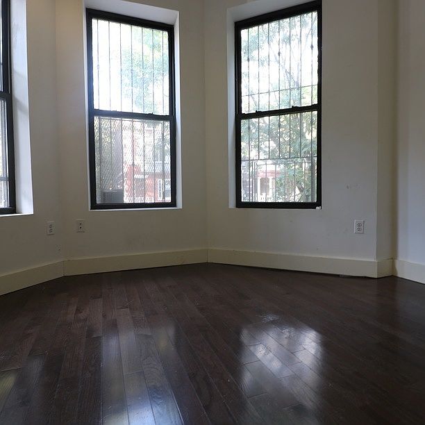 1st image of 816 Prospect Pl #1WA