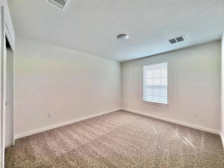 2028 Ruger Pass — Photo 13
