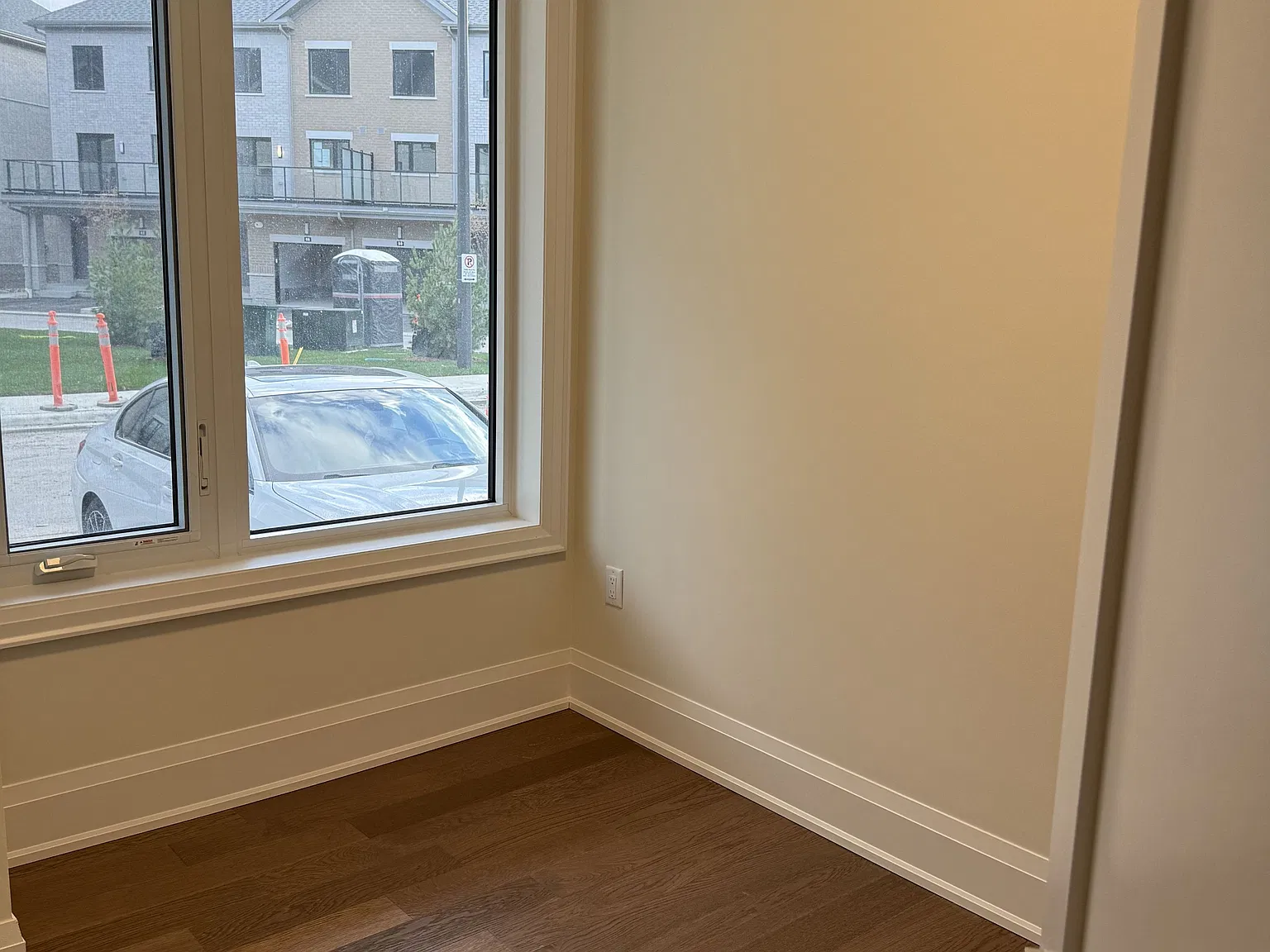 3 bed, $3,800 — Photo 4