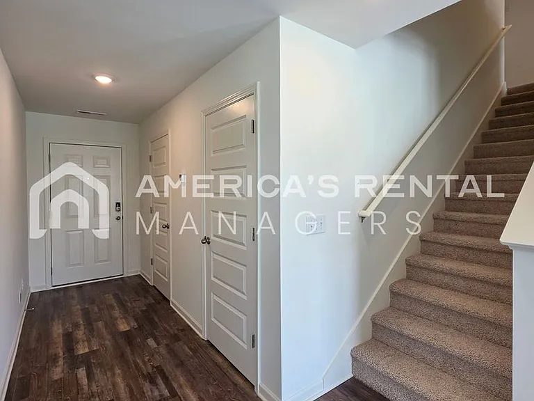 2132 Addison Way SW — Photo 9
