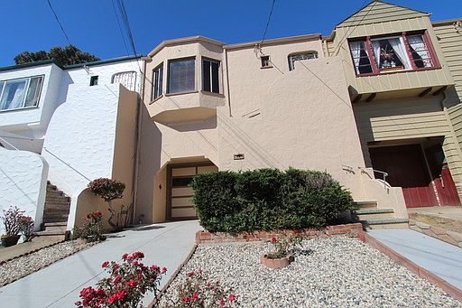 1st image of 818 Goettingen St