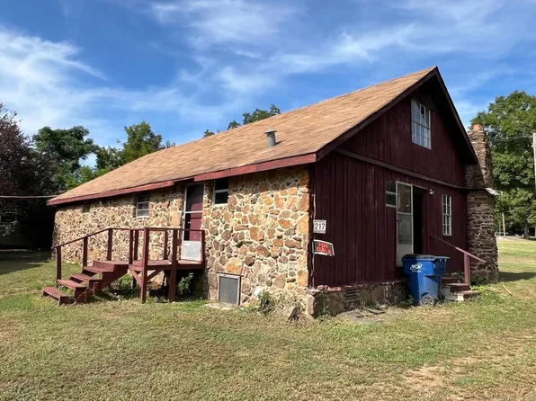 217 NW Front St, Bradford, AR 72020