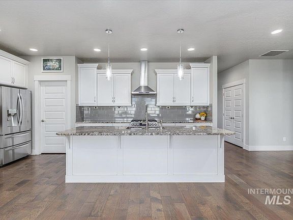 2nd image of 18689 Easter Peak Ave