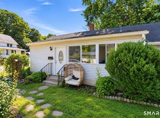 10 Centennial Street, Putnam, CT 06260