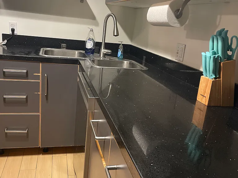 1466 S Canfield Ave #4 — Photo 13