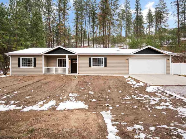 211 E Franklin Dr, Nine Mile Falls, WA 99026