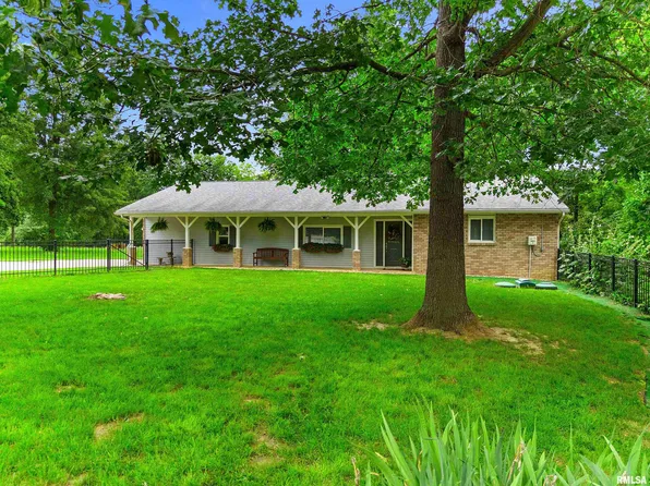 7010 Vista Corte, Delavan, IL 61734