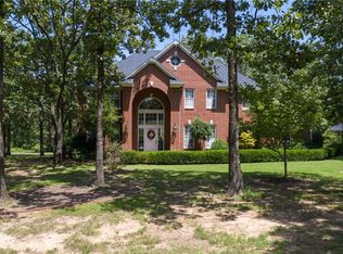 4001 Spring Mountain Dr, Fort Smith, AR 72916