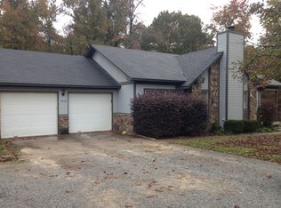 7418 Pinewood Dr, Mabelvale, AR 72103