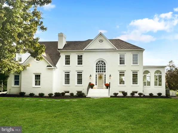 17509 Pinehurst Ct, Purcellville, VA 20132