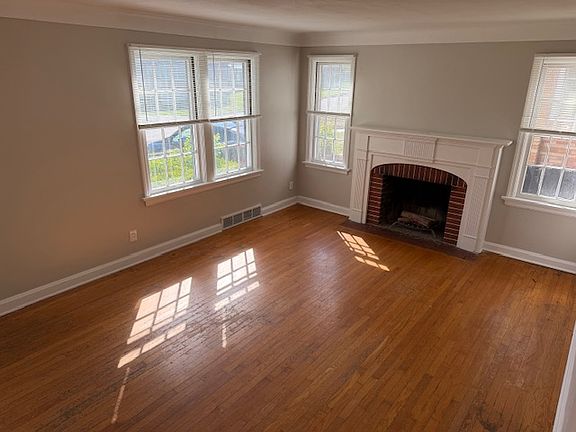 5th image of 6923 Florian Ave