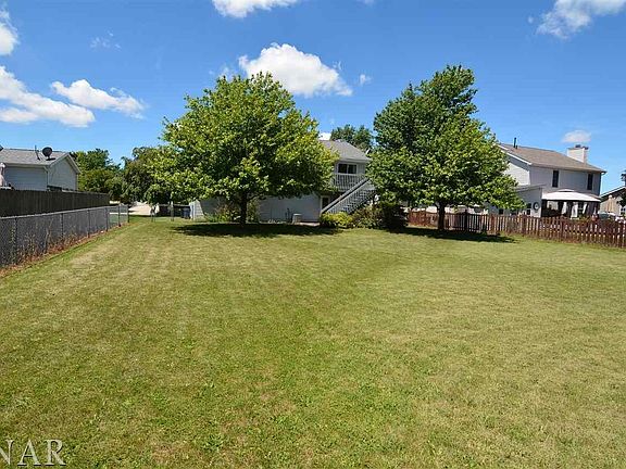 2nd image of 1103 Chatham Ln