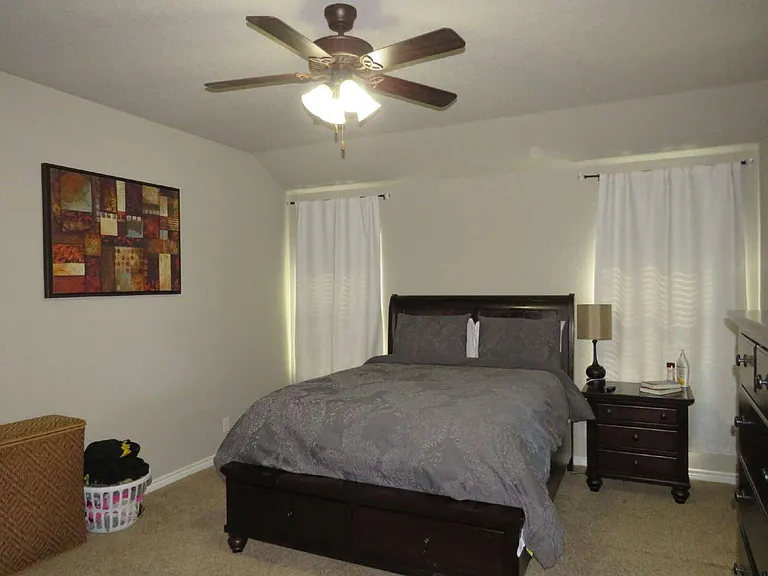 9805 Kaitlyn Dr — Photo 23