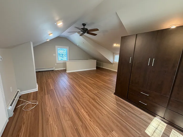 724 Teneyck Ave #2 — Photo 11