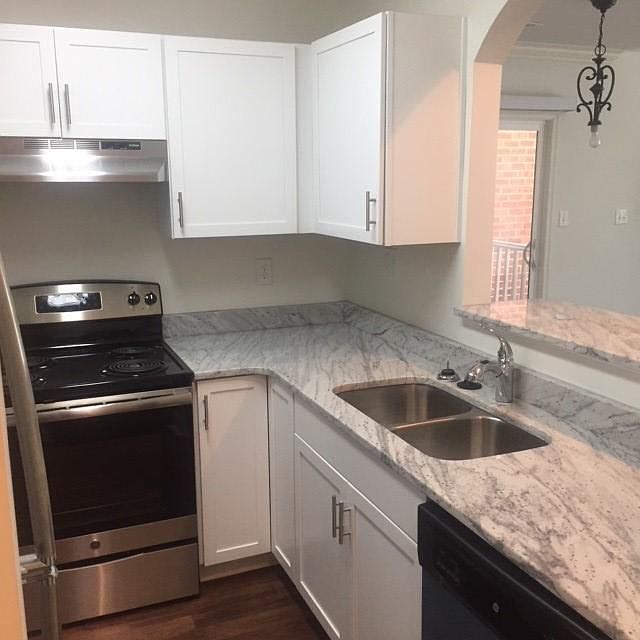 1st image of 1215 Euclid Ave