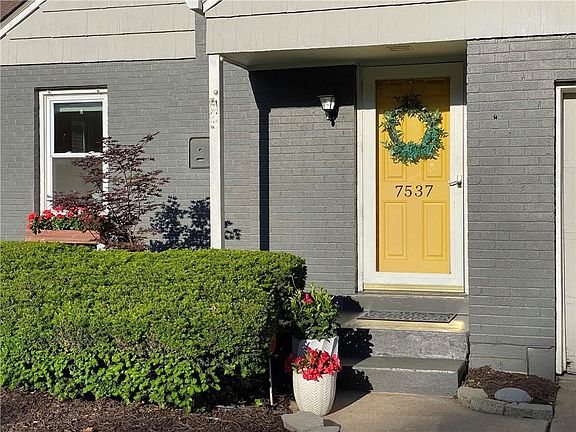 2nd image of 7537 Walnut St