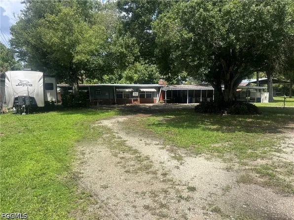 18595 Palm Creek Dr #601, North Fort Myers, FL 33917