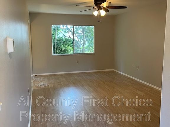 5th image of 11511 113th St Unit 6C