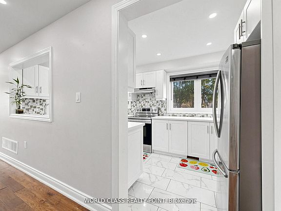 5th image of 1638 Norwill Cres