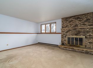 1942 23rd Ave S #2, Grand Forks, ND 58201