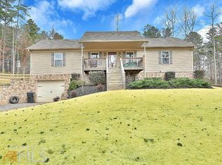 194 E Lake Dr, Newnan, GA 30265