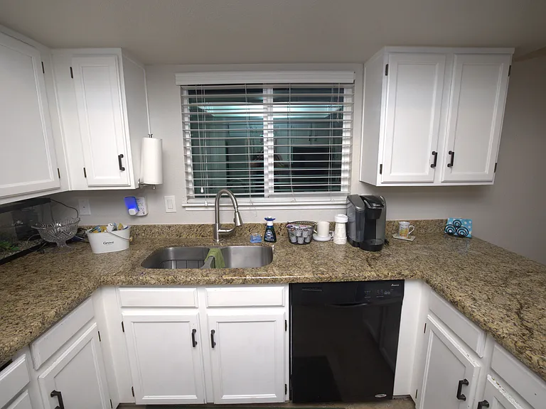 7744 W Jenan Dr — Photo 13