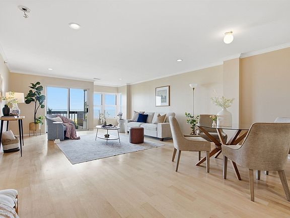 4th image of 1 Seal Harbor Rd APT 210