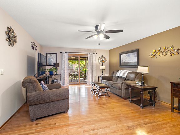 4th image of 871 Winter Park Dr