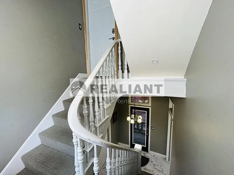 243 W 8th St #2 — Photo 9