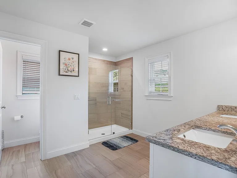 149 Stratford Dr — Photo 19