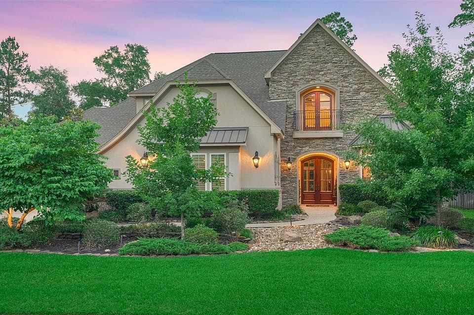 1st image of 50 W Majestic Woods Pl
