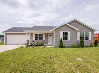 135 Willow Run Rd, Mount Orab, OH 45154