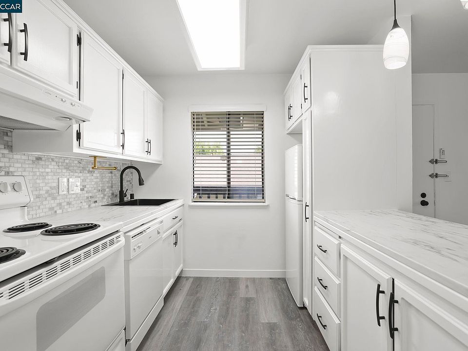 1st image of 1437 Marchbanks Dr APT 3