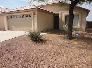 2324 W Silverbell Tree Dr, Tucson, AZ 85745