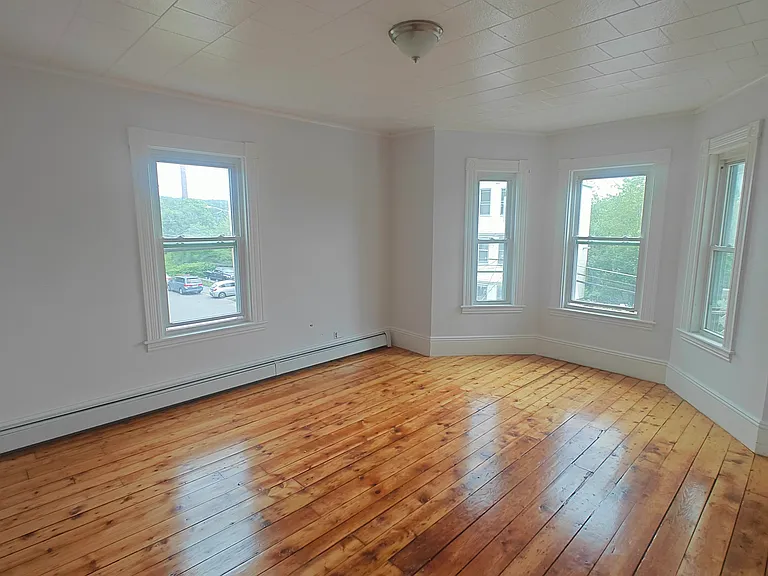 50 West St #1 — Photo 3