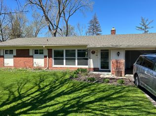 92 Kirk Lane Dr, Troy, MI 48084