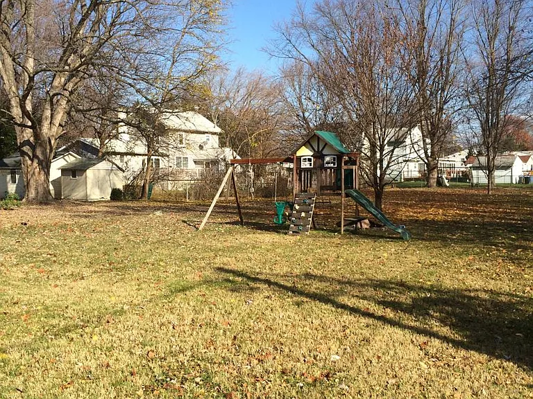 Forklanding Rd — Photo 17