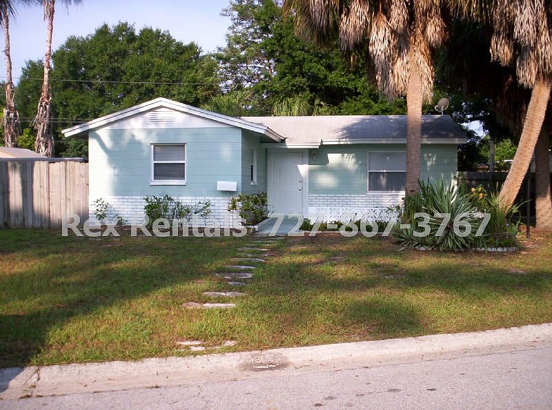 1st image of 720 Murphy Ave N