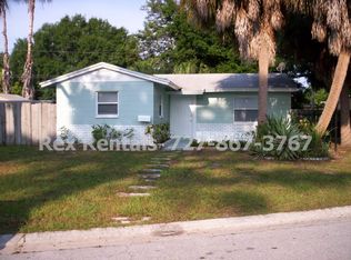 720 Murphy Ave N, Saint Petersburg, FL 33703